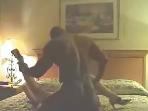 ベティ-ベティは肛門で彼女の幸せを見つけ ...