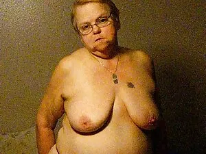 新しい、非現実的な、光沢のある金の美しい ...