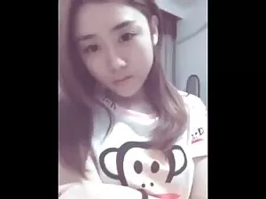 サラLuvは異人種間のベッドに行くです。 ...