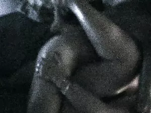 ユニコーンロリポップ-雑草を吸うヒッピー ...