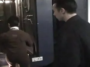 異人種間のOrgyとともにダブル肛門と拳 ...