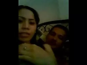 ワイルドンカム-フィオナ-ムーア-ソロ  ...