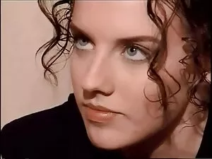 ライザ-ロウ-ライザ-セクシー 女の子  ...